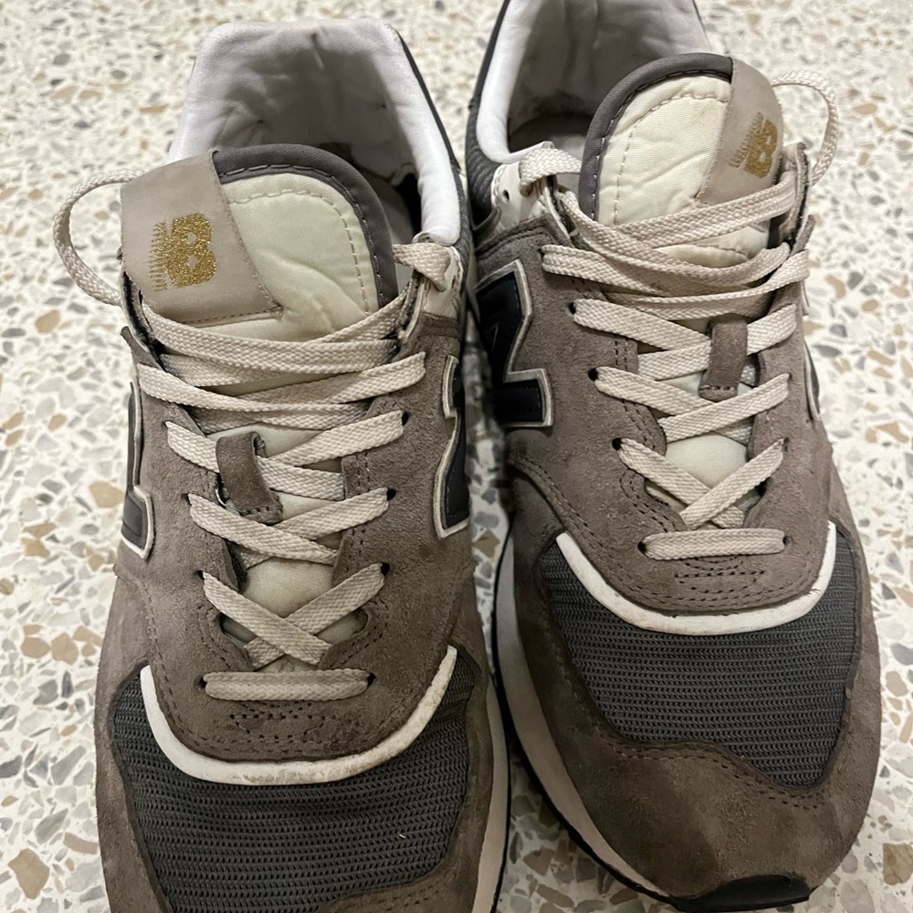 New balance shoes